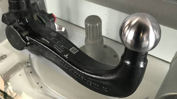 Re-machined tow-ball